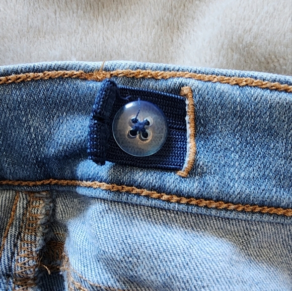 Old navy ballerina shorts - Picture 5 of 6